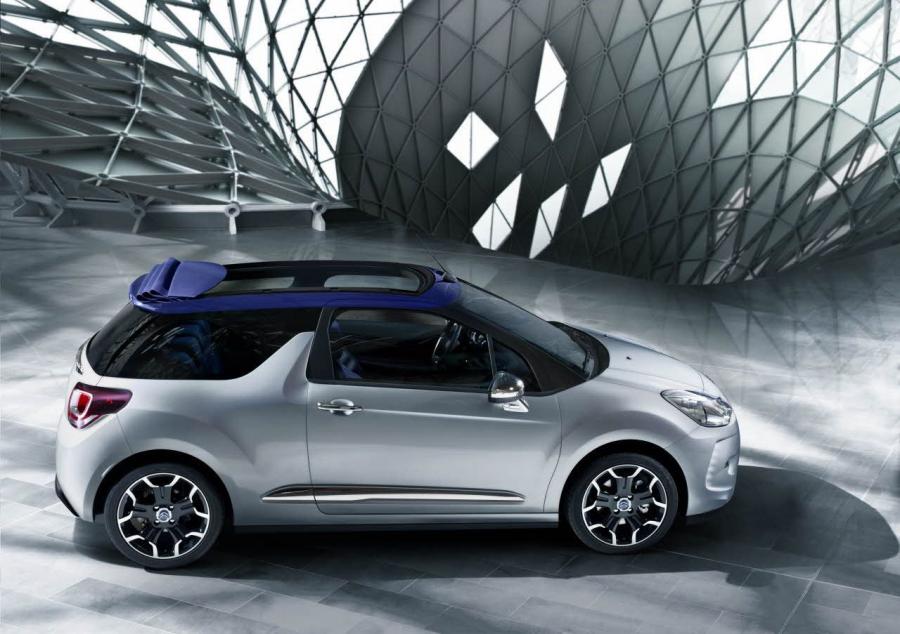  Citroen DS3 Cabrio 2012 года  (фото 30 из 115)